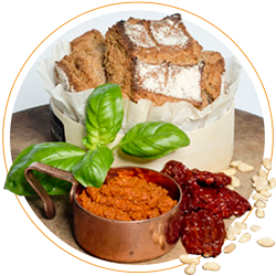 Tomaten-Pinienkern-Pesto